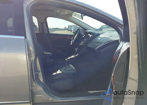 2015 Ford Focus Titanium from USA, damaged, VIN 1FADP3J26FL341446